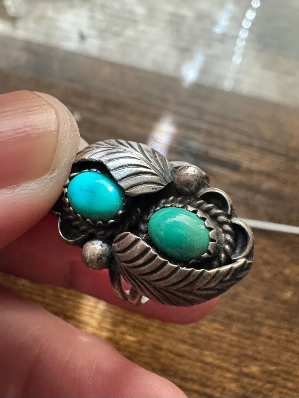Turquoise stone leaf silver ring